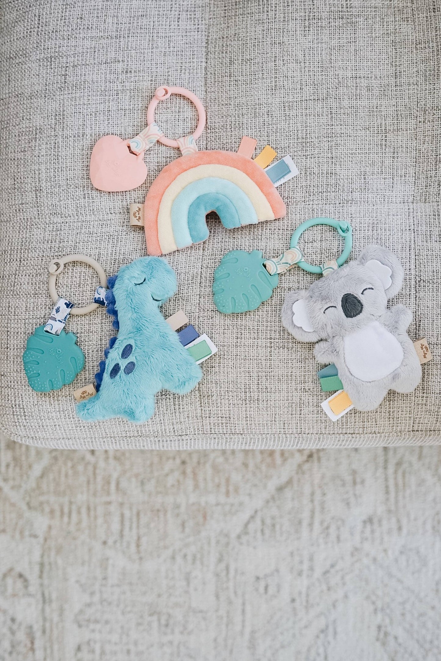 Itzy Pal™ Plush + Teether: Avocado