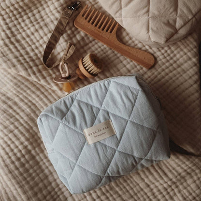 Quilted pouch