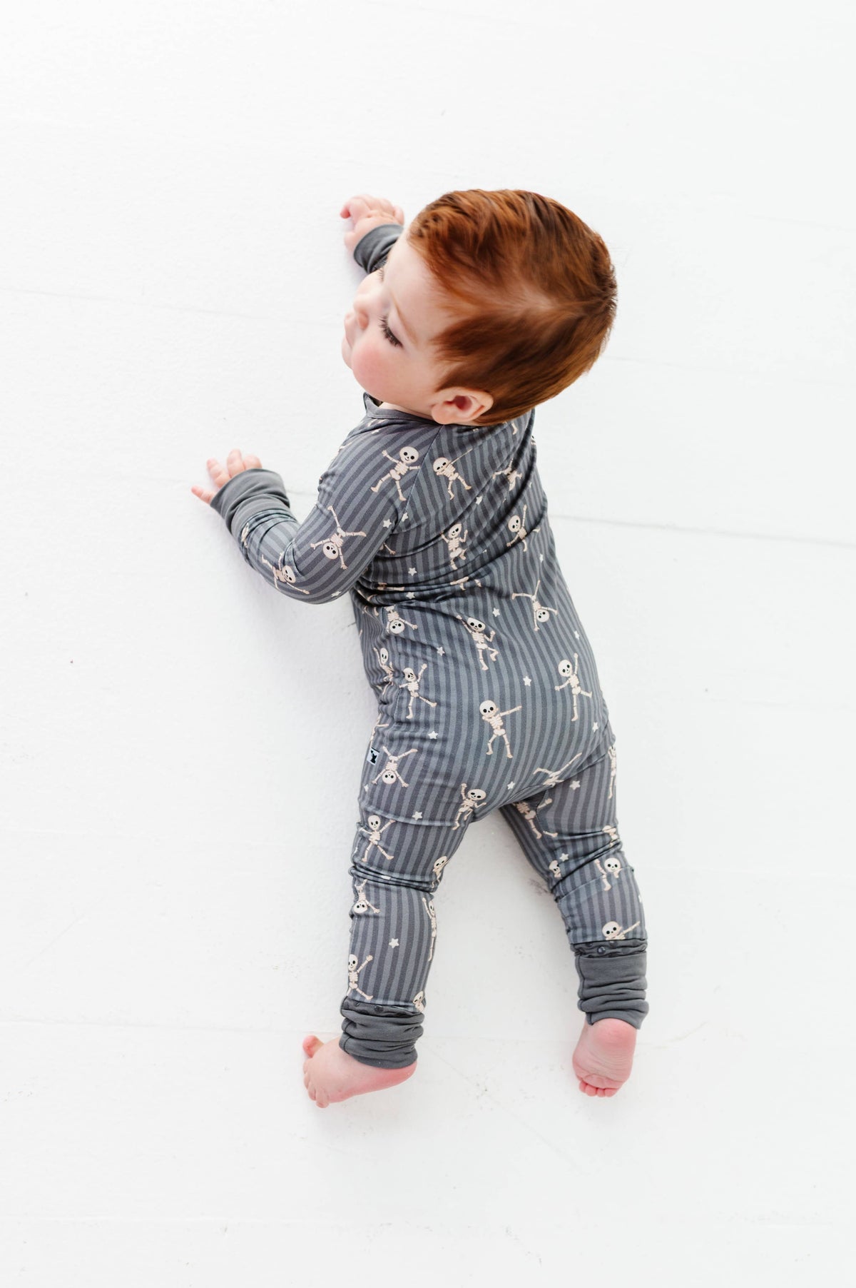 Stripes + Skellys Convertible Footies
