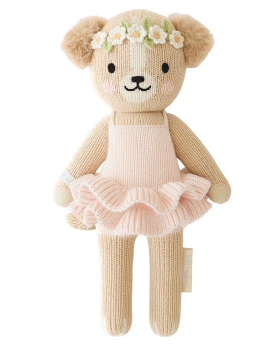 Evelyn the golden puppy